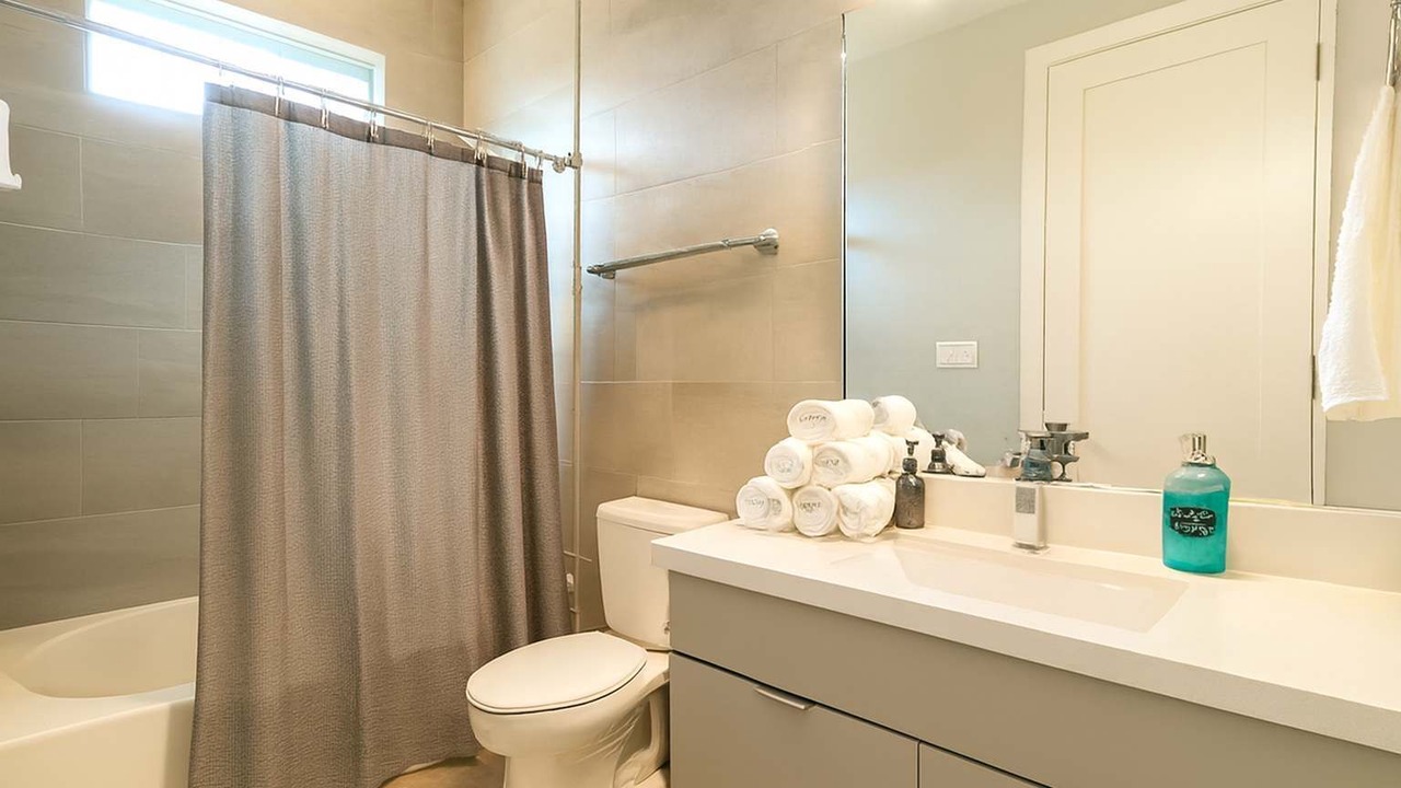 Photo of Bathroom in Uptown