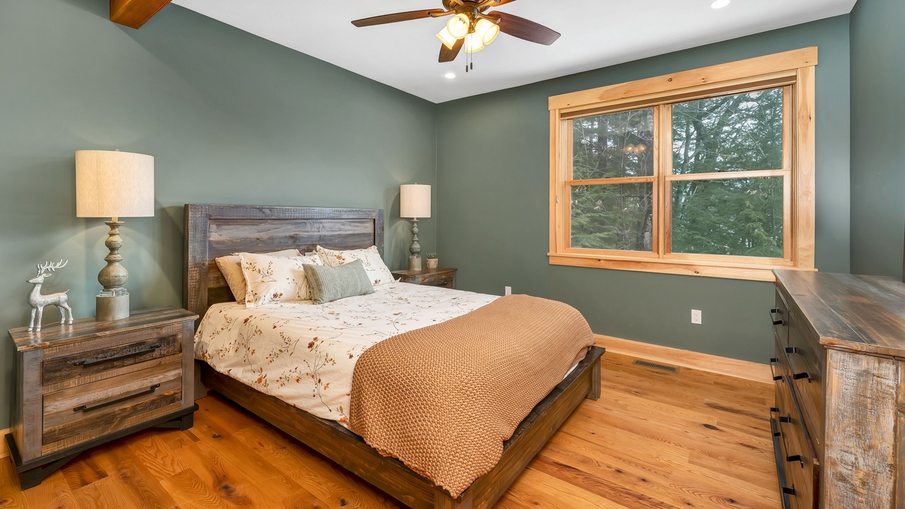 Photo of Bedroom in Meredith