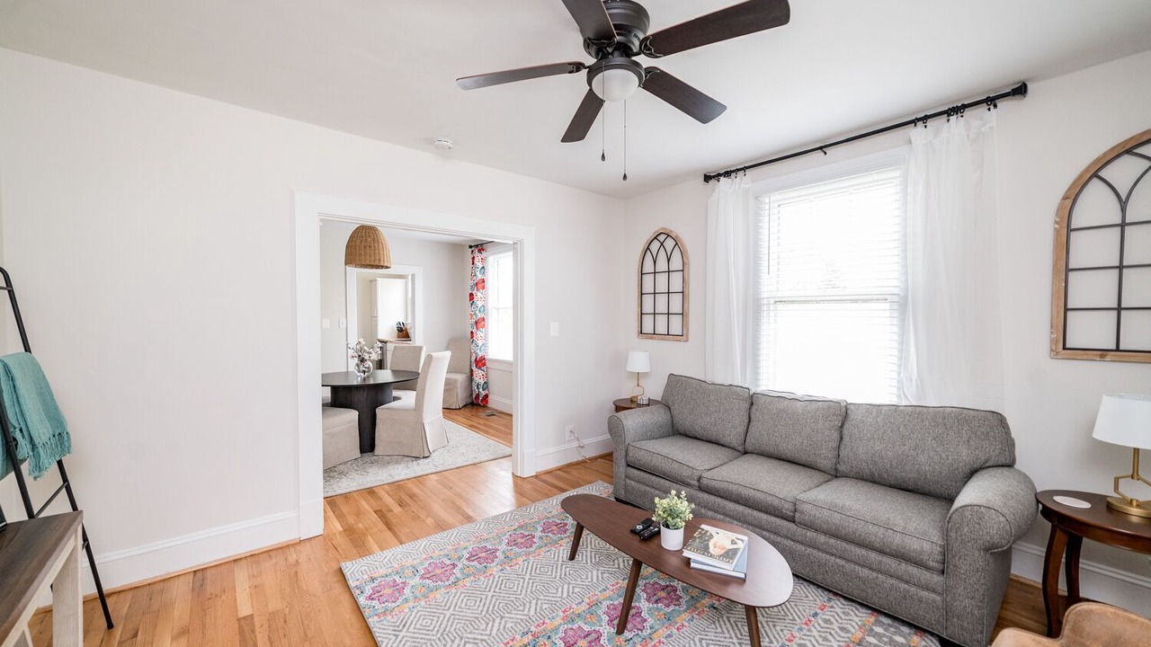 Photo of Livingroom in Lynchburg