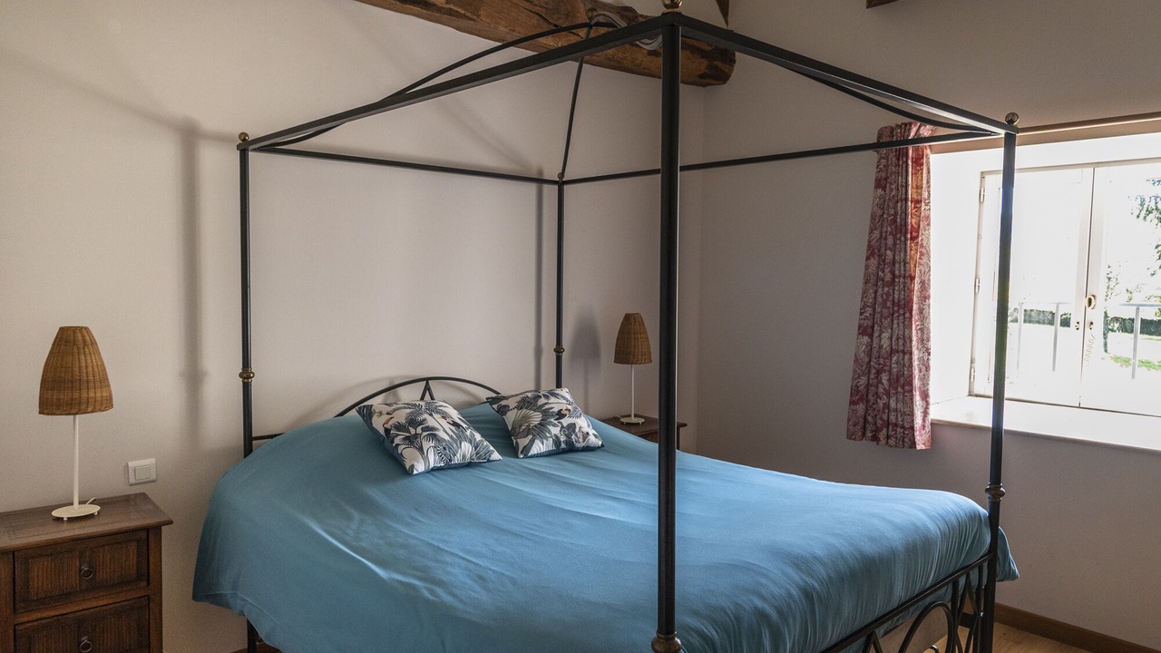 Photo of Bedroom in Asquins