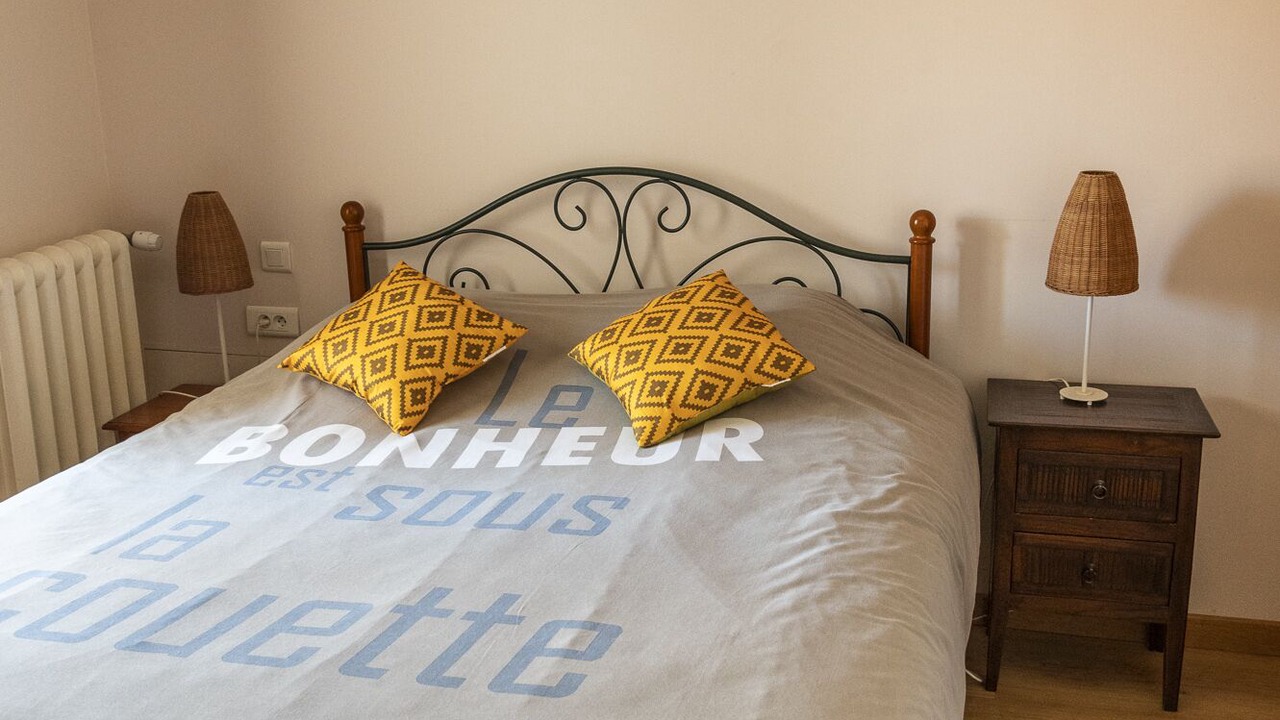 Photo of Bedroom in Asquins