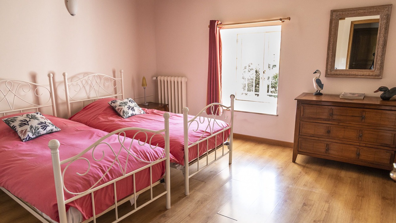 Photo of Bedroom in Asquins