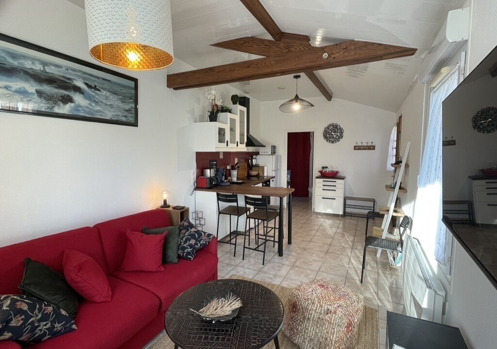 Photo of Livingroom in Tully