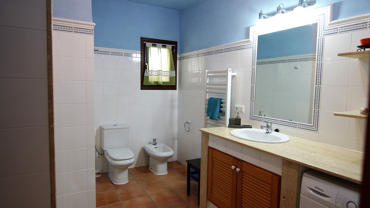 Photo of Bathroom in Benimeit