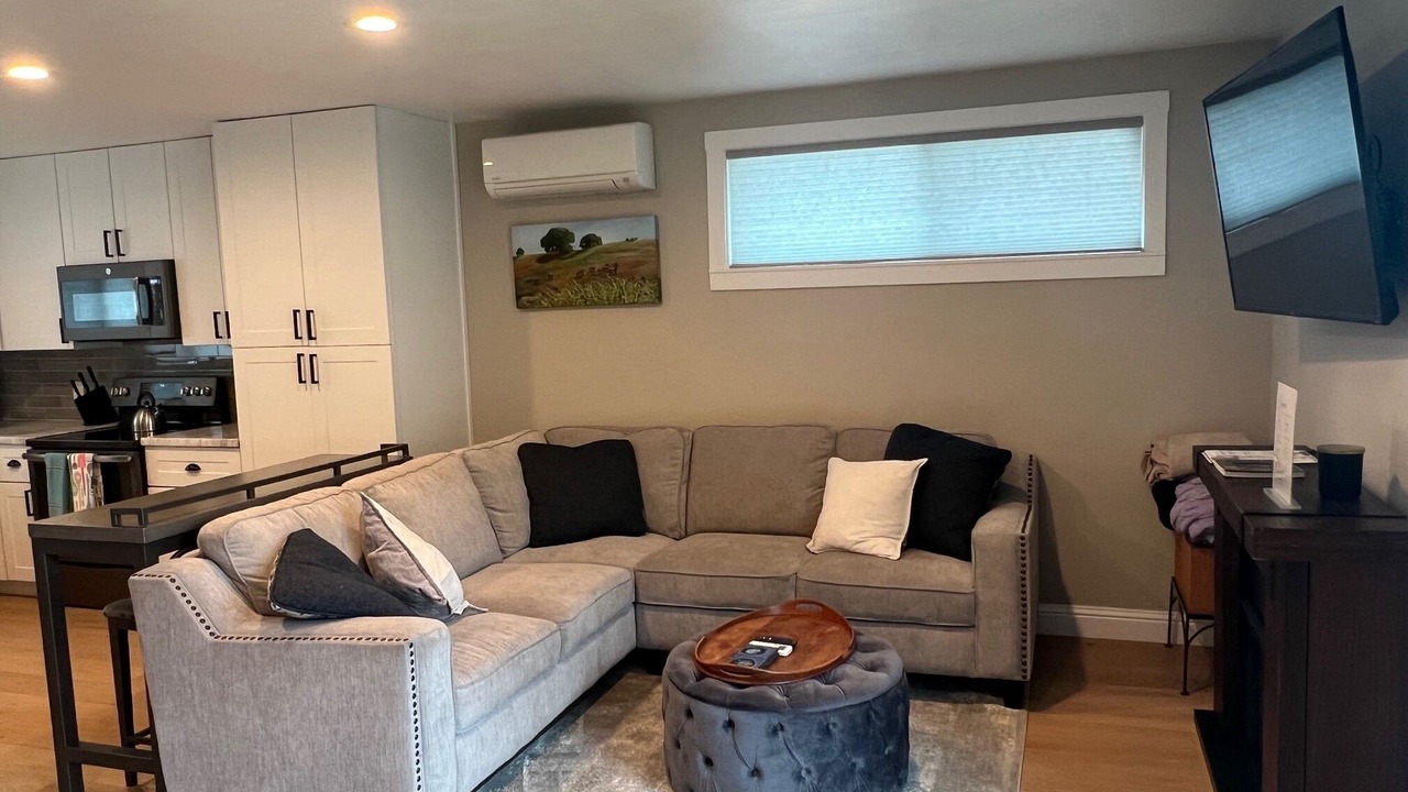 Photo of Livingroom in Benicia