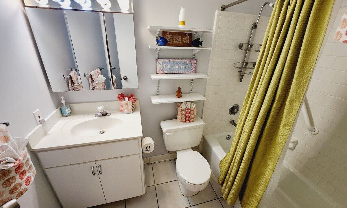 Photo of Bathroom in Demere Park