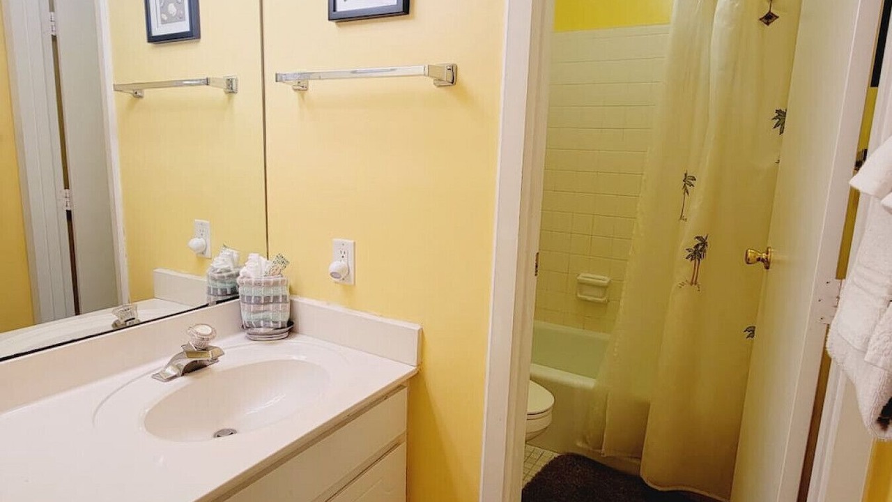 Photo of Bathroom in Demere Park