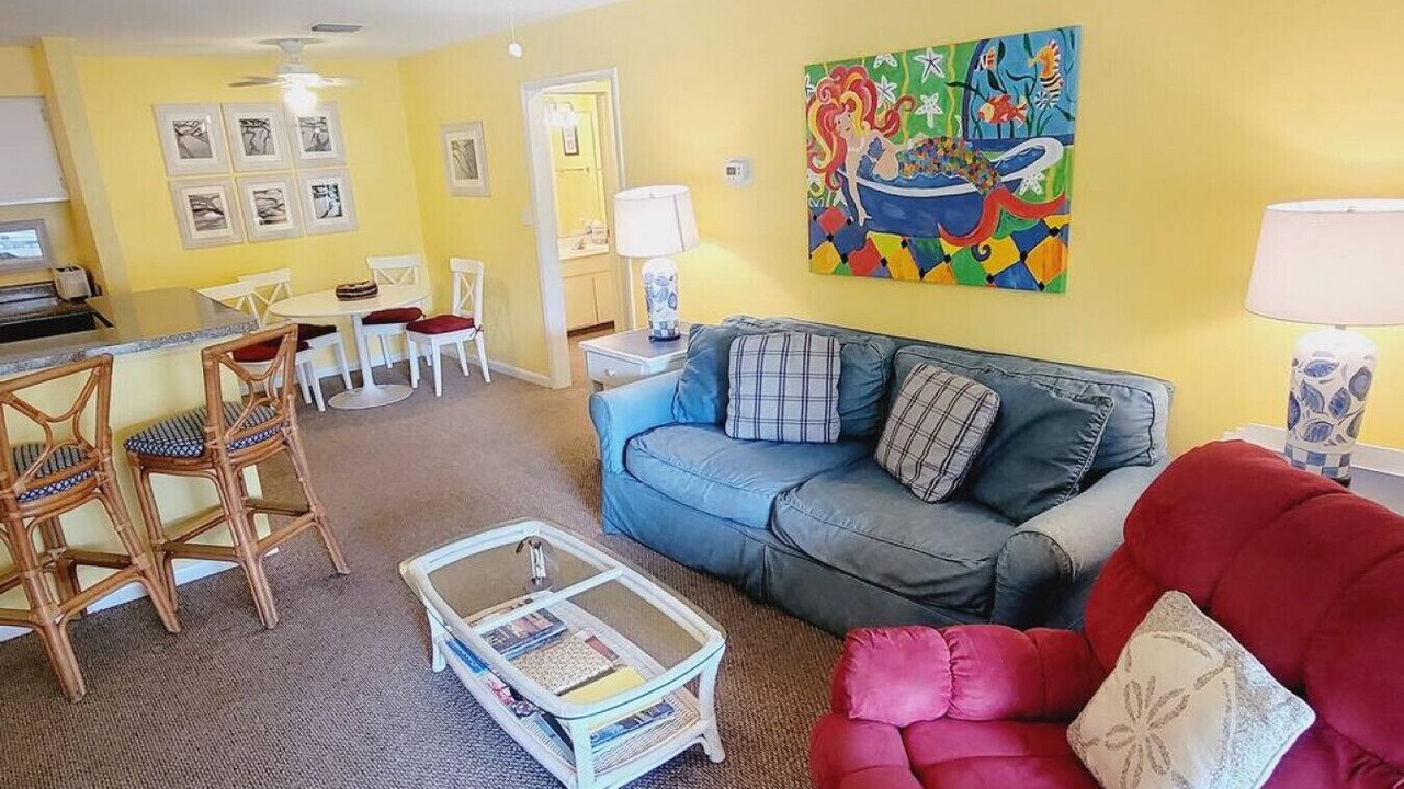 Photo of Livingroom in Demere Park