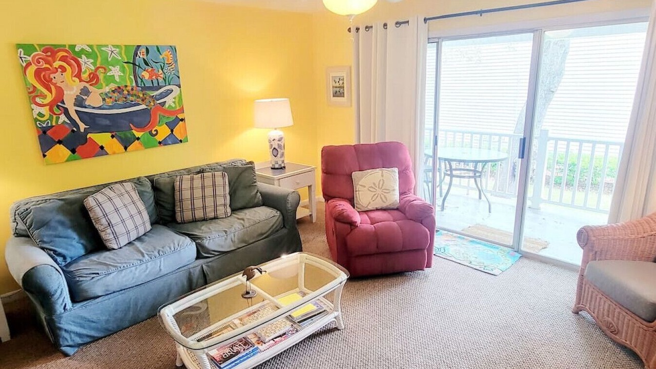 Photo of Livingroom in Demere Park