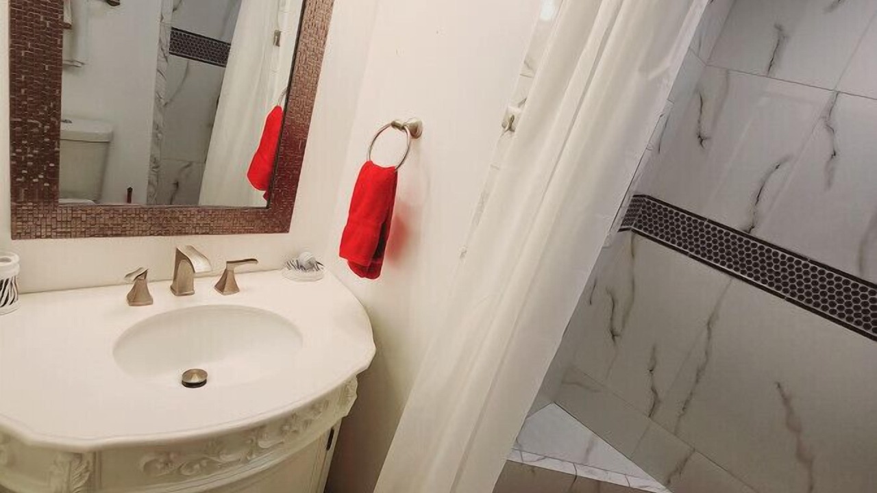 Photo of Bathroom in Demere Park