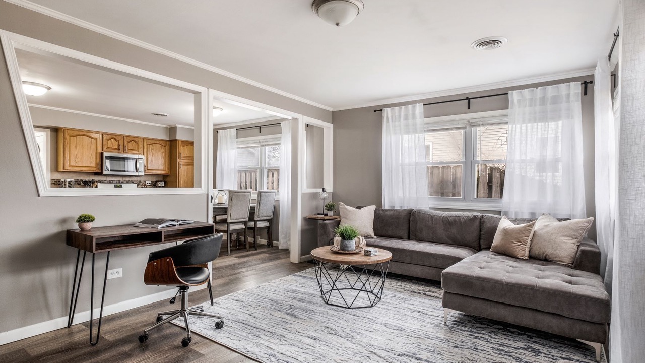 Photo of Livingroom in Midlothian