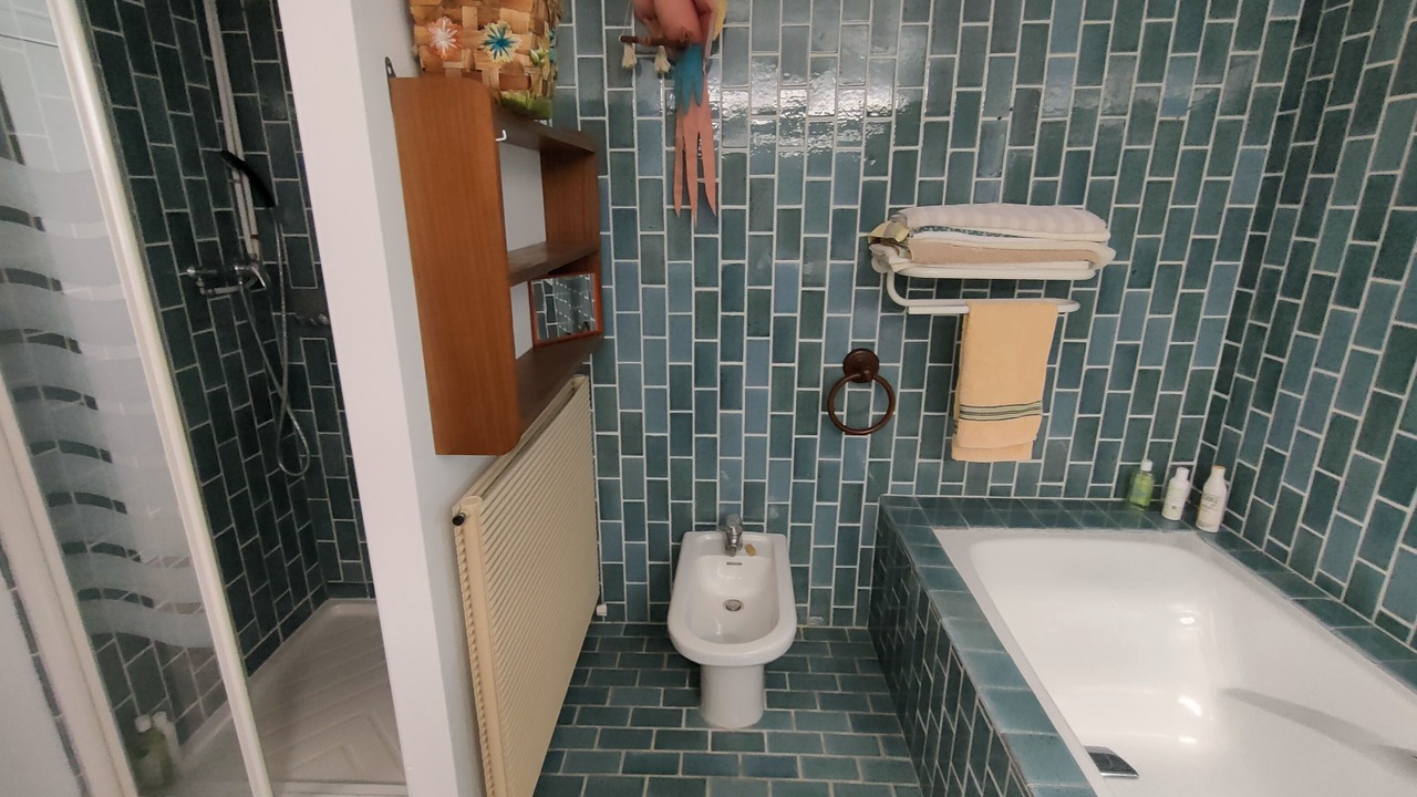 Photo of Bathroom in Ampus