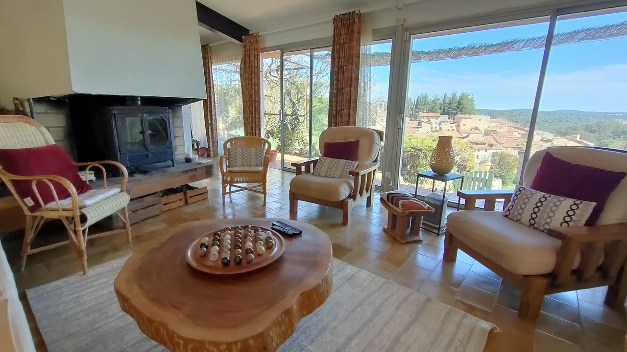 Photo of Livingroom in Ampus