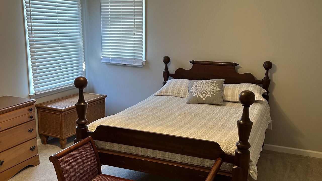 Photo of Bedroom in Apex