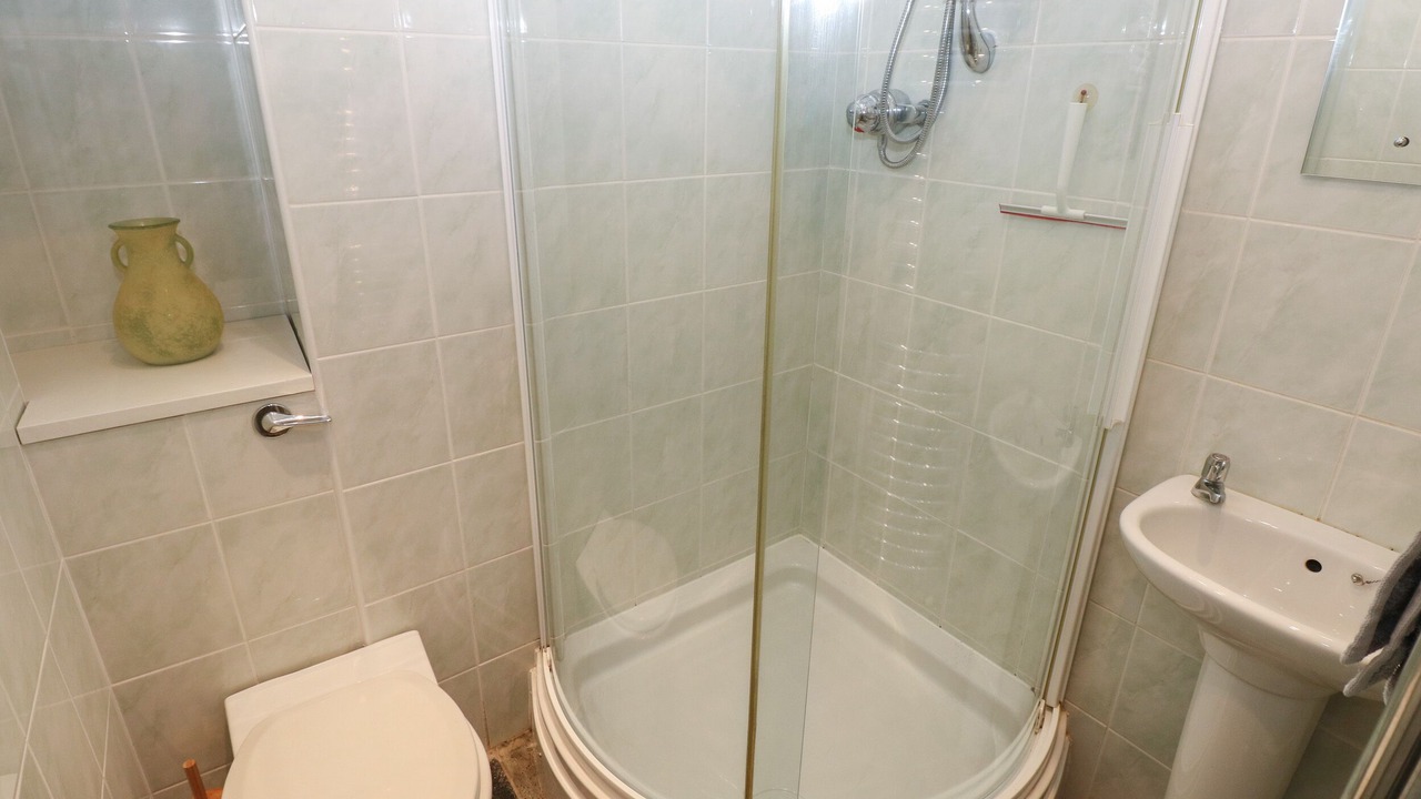 Photo of Bathroom in Vale of Glamorgan