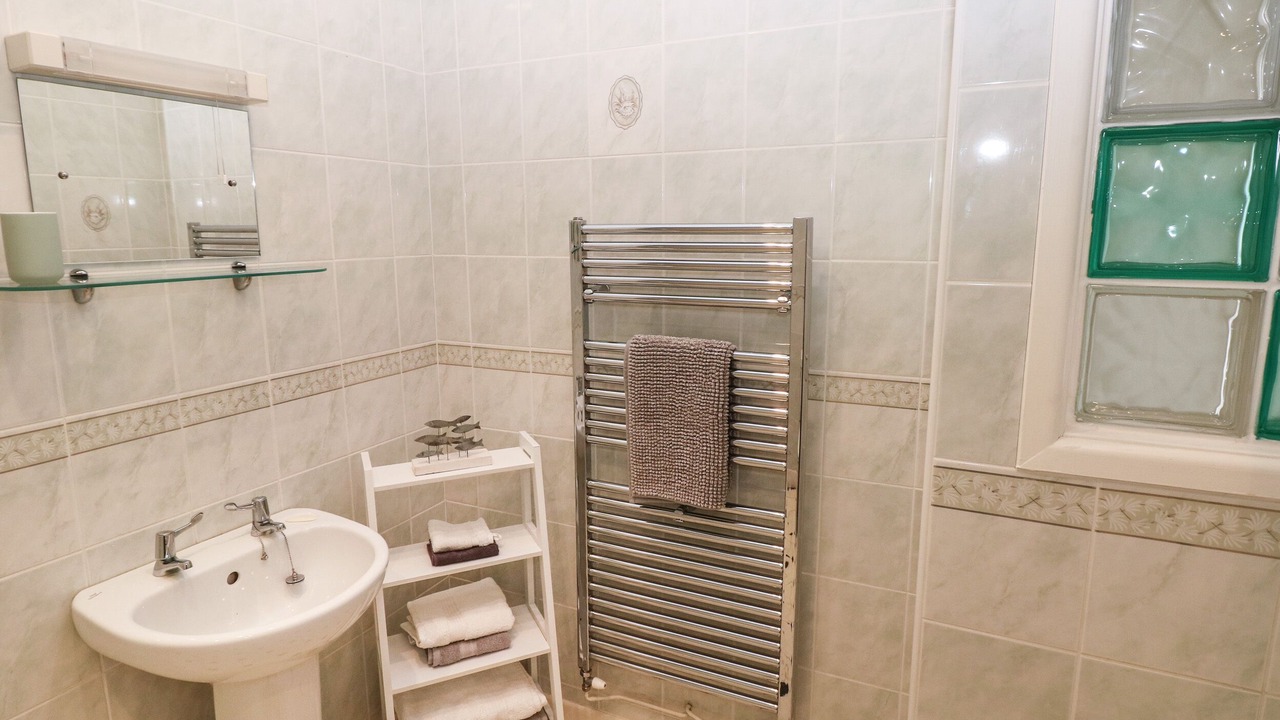 Photo of Bathroom in Vale of Glamorgan