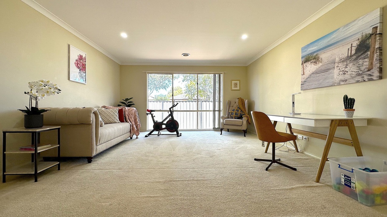 Photo of Livingroom in Point Cook