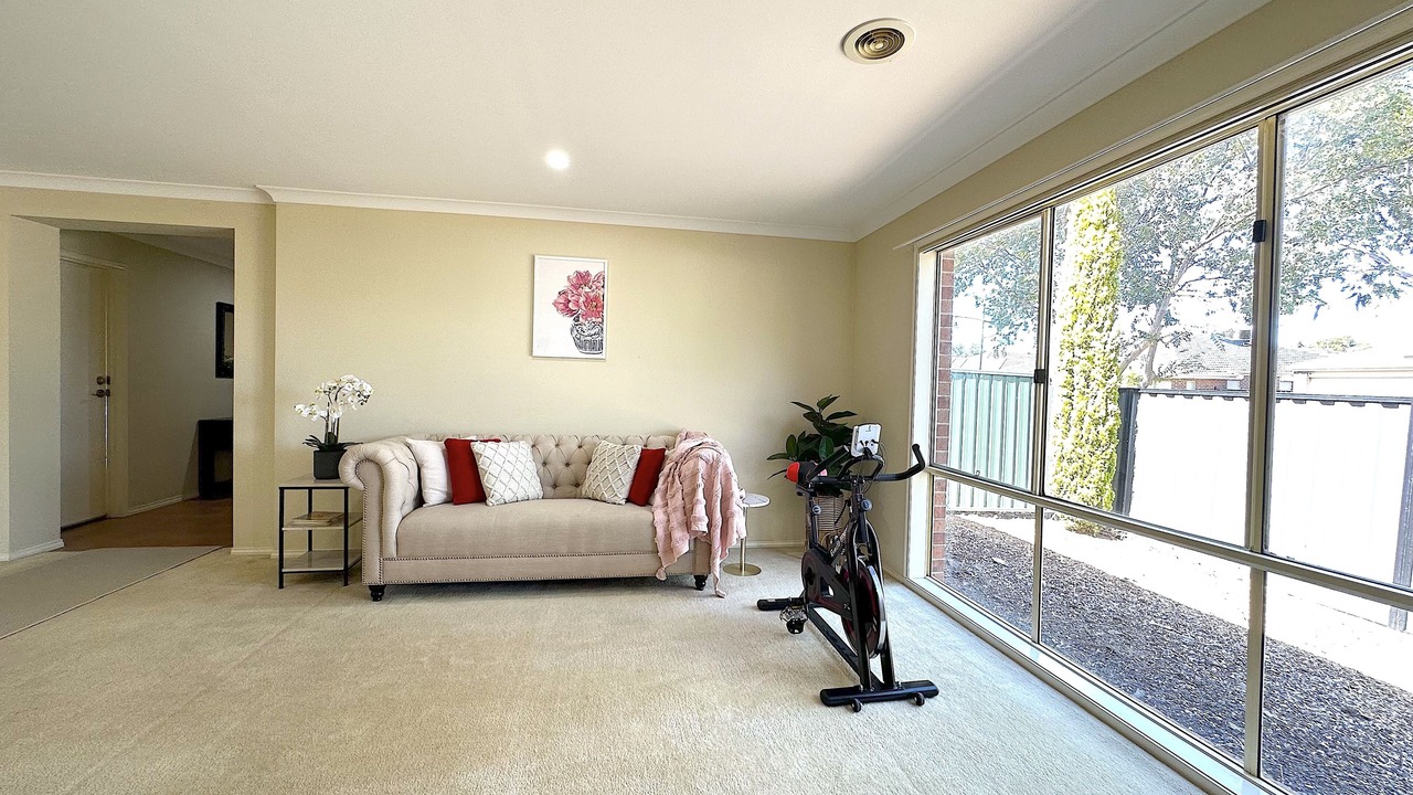 Photo of Livingroom in Point Cook