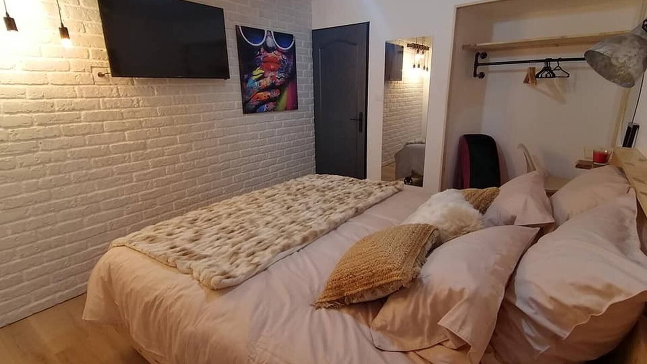 Photo of Bedroom in Calais