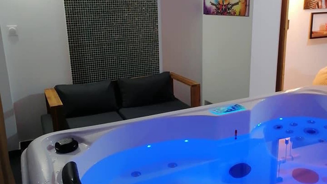 Photo of Others in Calais