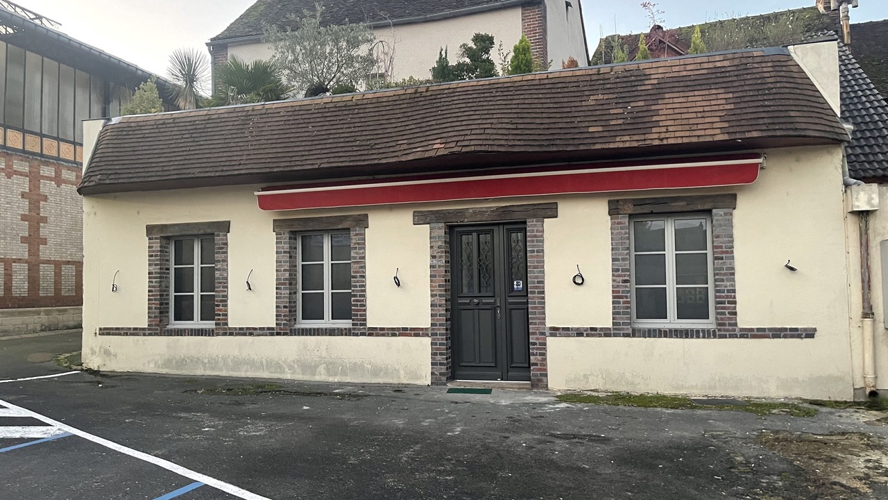 Photo of Outdoor in Villeneuve-sur-Yonne