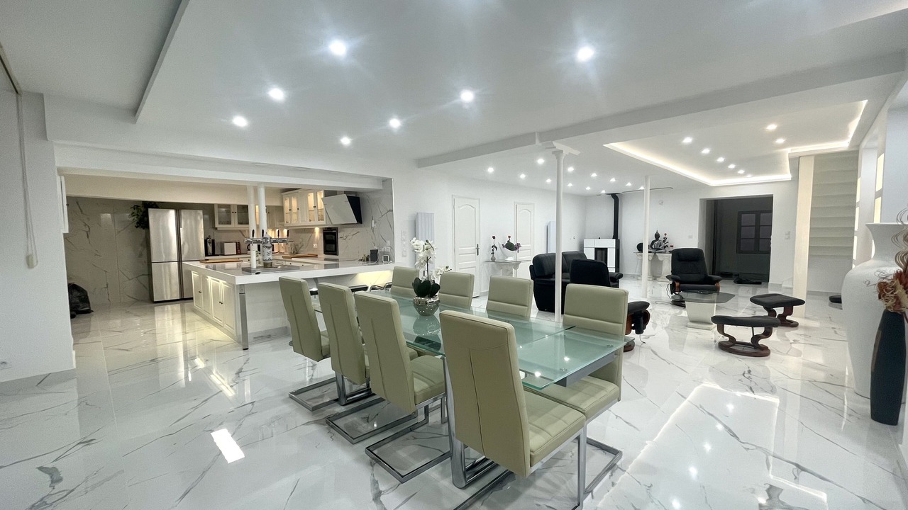 Photo of Others in Villeneuve-sur-Yonne