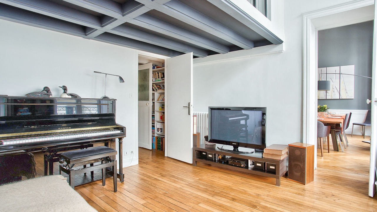 Photo of Others in Graslin - Commerce