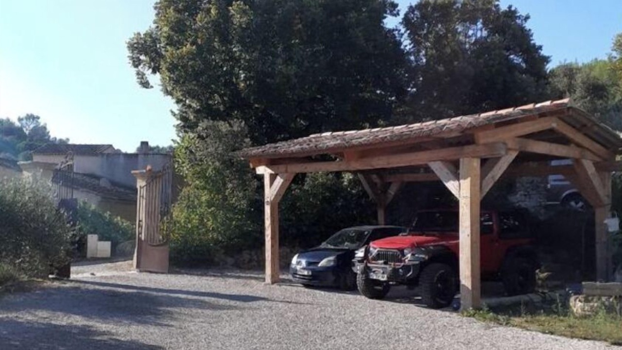 Photo of Outdoor in Jouques