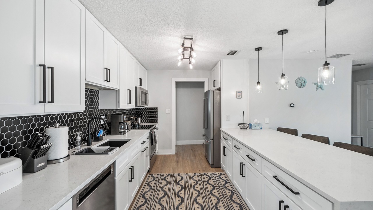 Photo of Kitchen in Venice Gardens