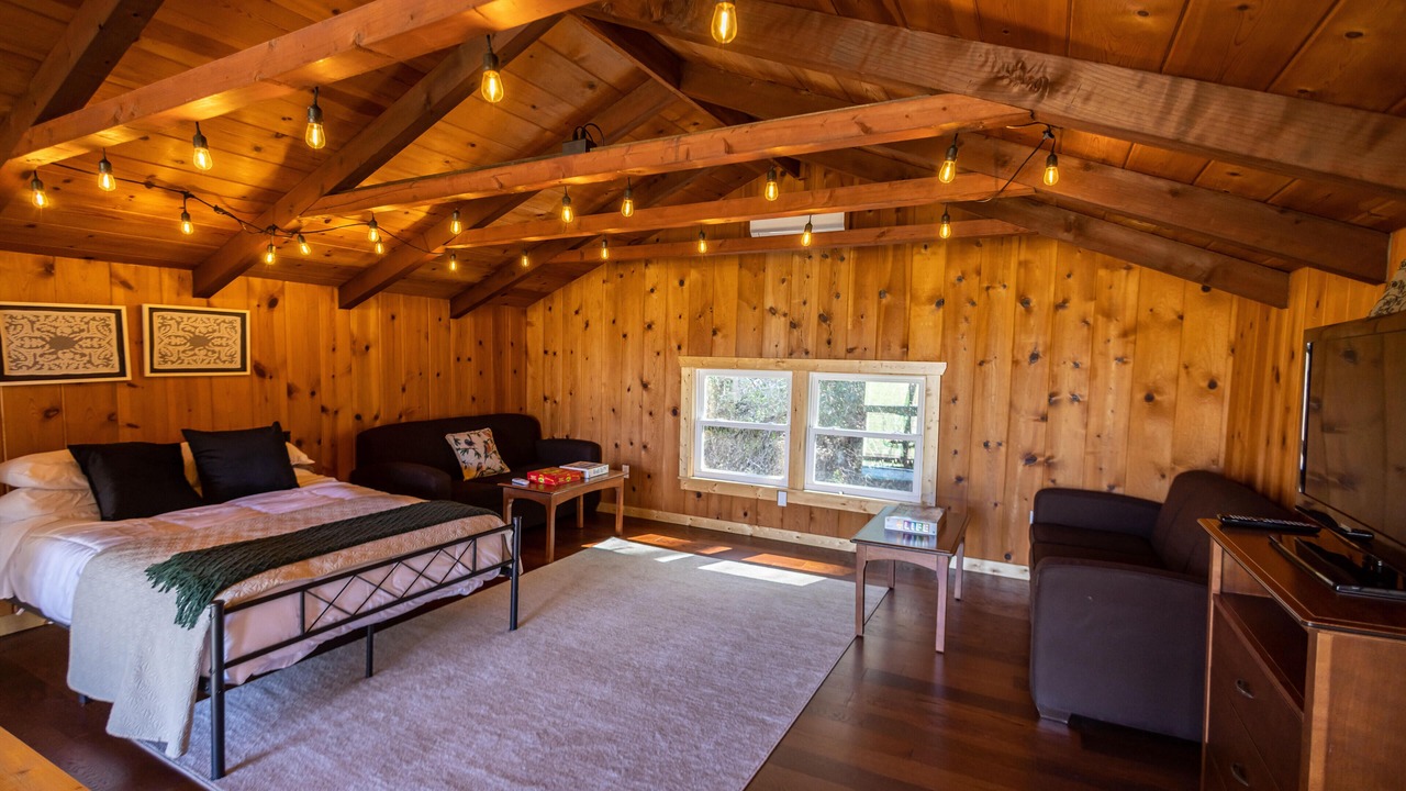 Photo of Bedroom in Robbinsville