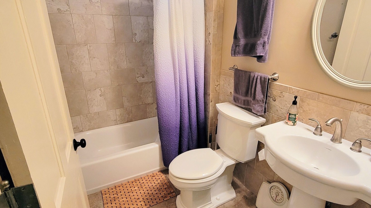Photo of Bathroom in Ottawa