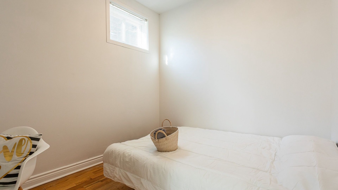 Photo of Bedroom in Pointe-Saint-Charles