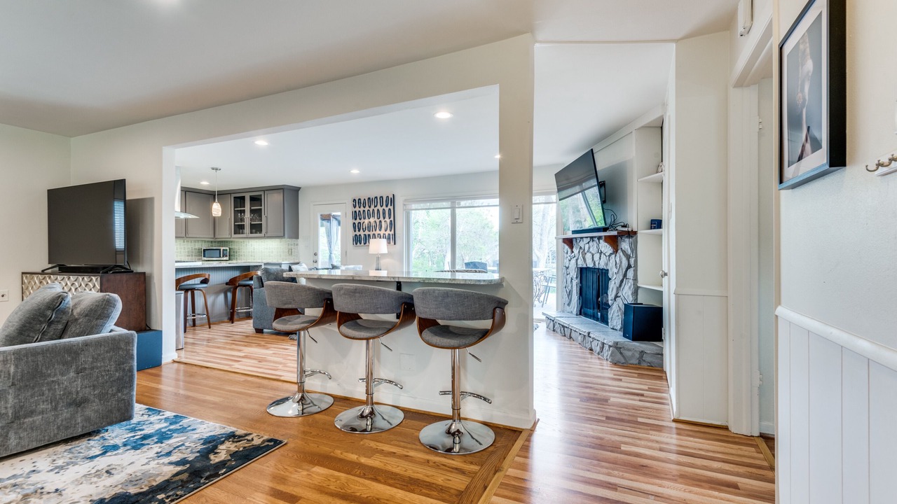 Photo of Livingroom in Northwest Dallas