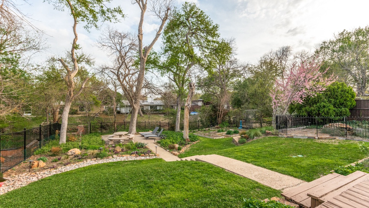 Photo of Outdoor in Northwest Dallas
