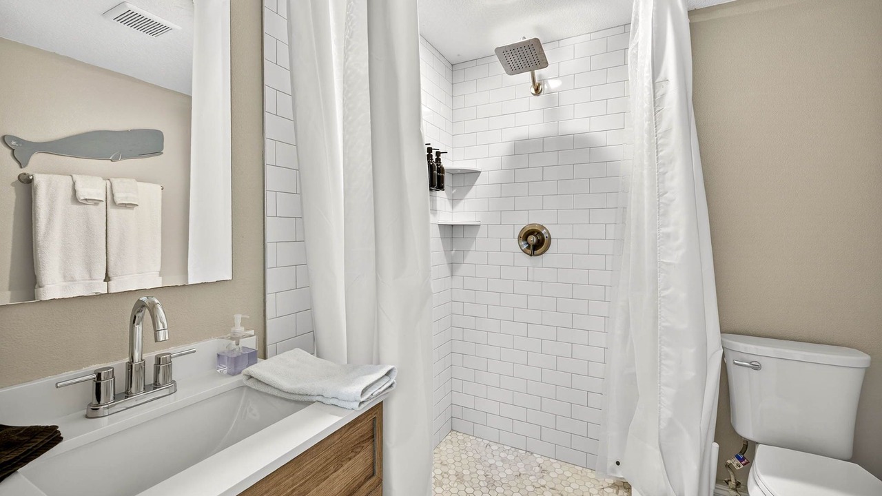 Photo of Bathroom in Bay Esplanade