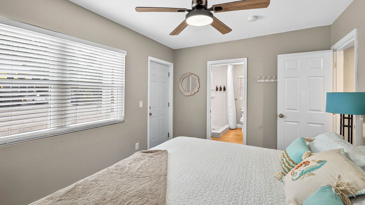 Photo of Bedroom in Bay Esplanade
