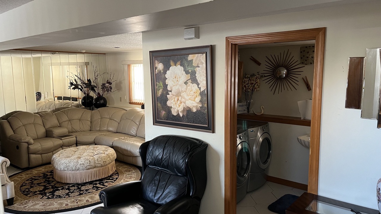 Photo of Livingroom in Windsor