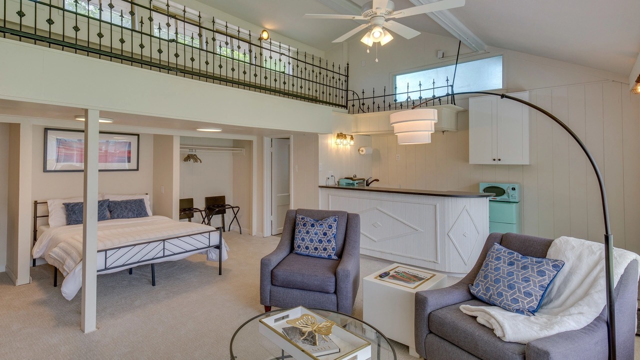 Photo of Bedroom in Lakewood Heights