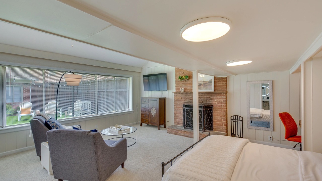 Photo of Bedroom in Lakewood Heights