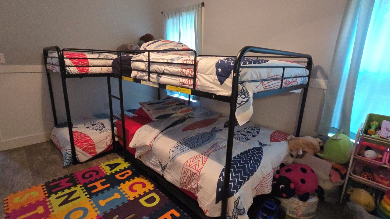 Photo of Bedroom in Childersburg