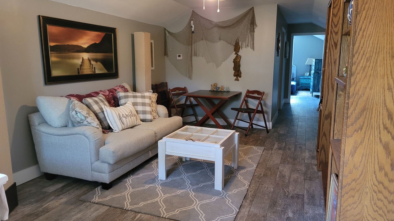 Photo of Livingroom in Childersburg