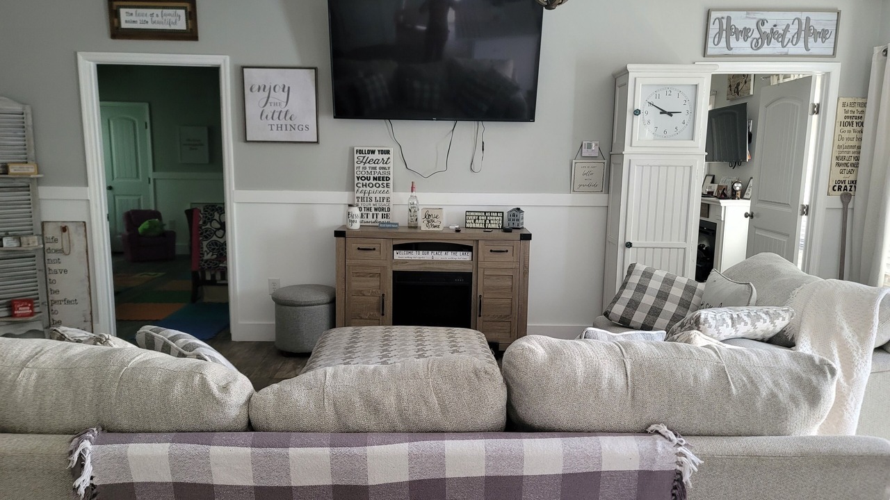 Photo of Livingroom in Childersburg