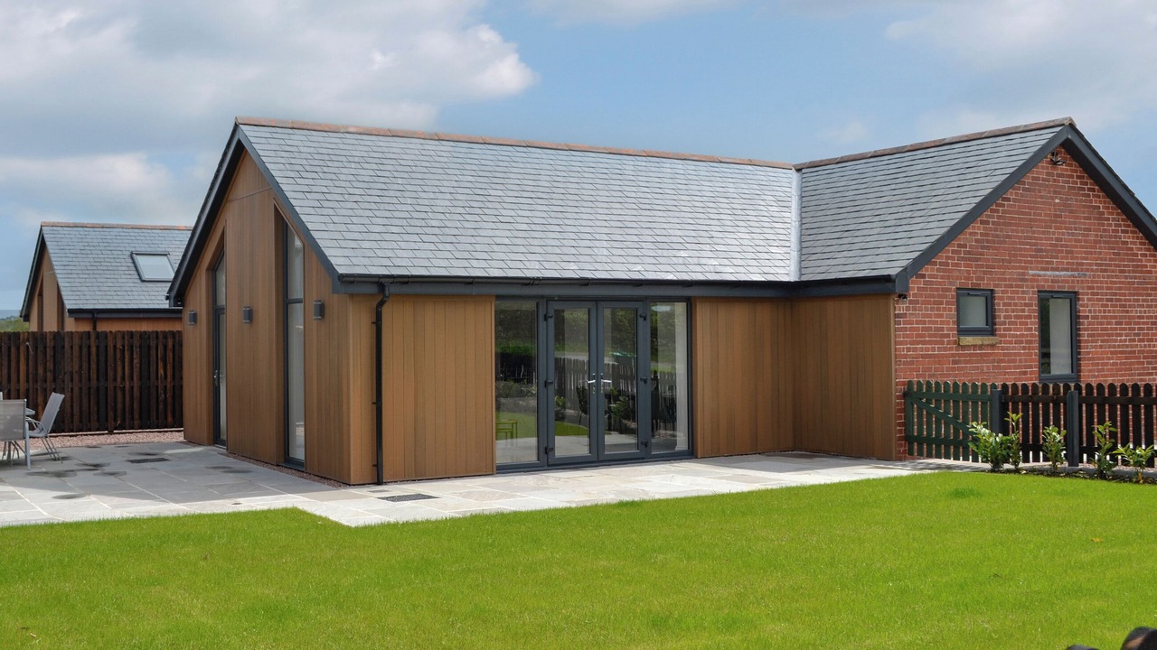 Photo of Others in Wing