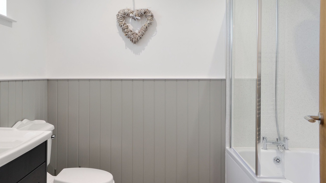 Photo of Others in Wing