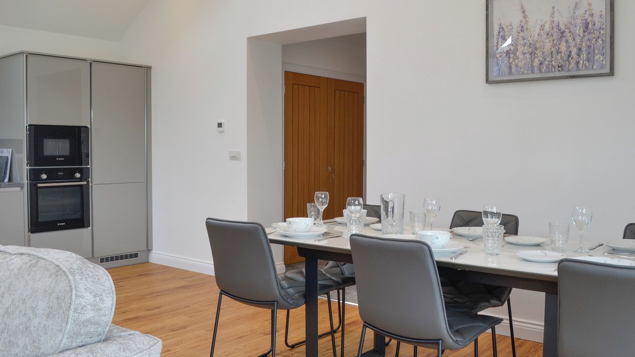 Photo of Others in Wing