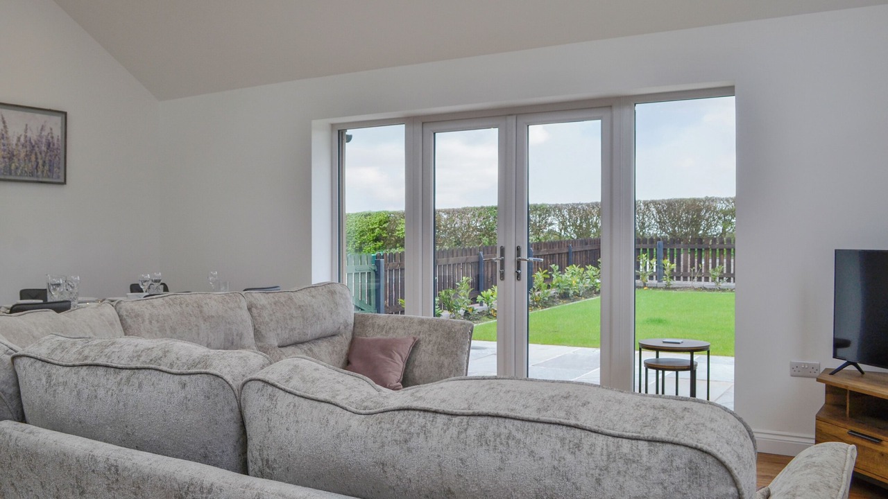 Photo of Others in Wing