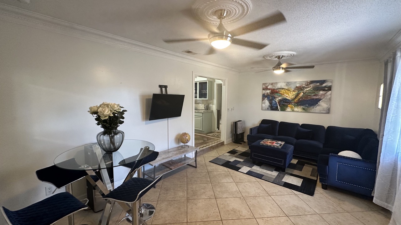 Photo of Livingroom in Conway