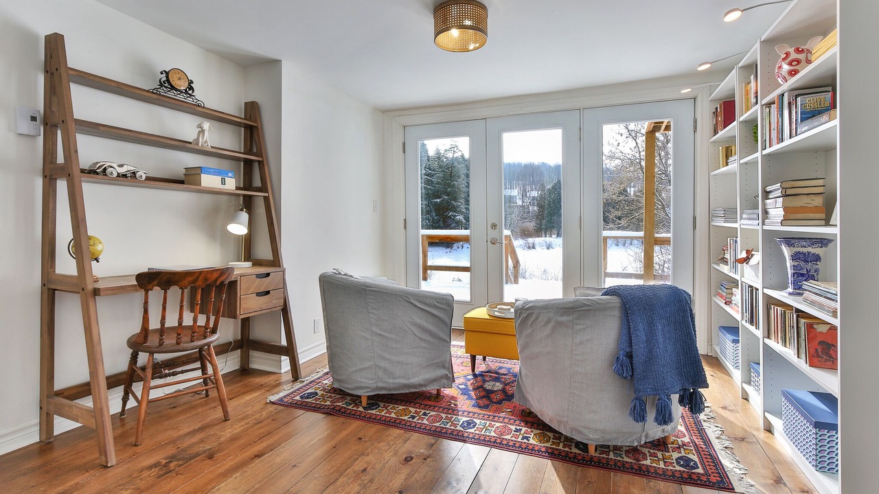 Photo of Livingroom in Knowlton