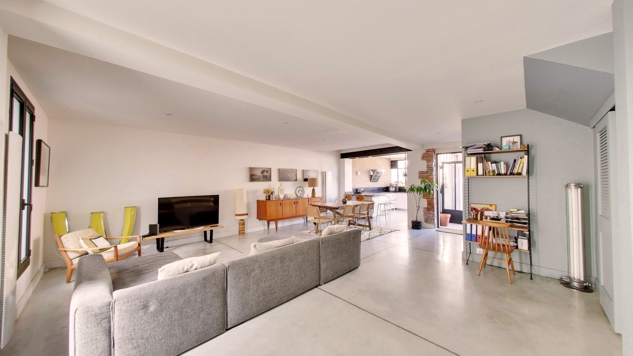 Photo of Livingroom in Saint-Assiscle