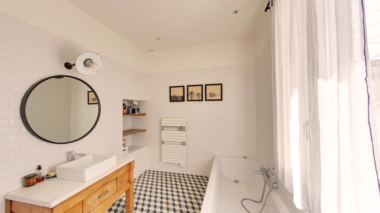 Photo of Bathroom in Saint-Assiscle